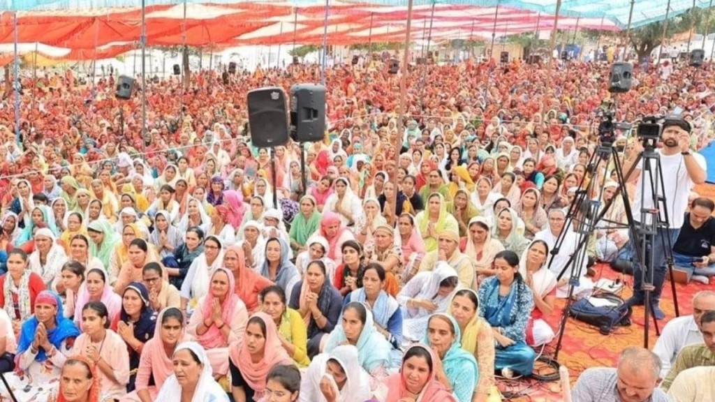 आखिर धार्मिक आयोजनों में ही क्यों होती है भगदड़