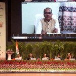 विज्ञान और किसान के बीच की दूरी कम करनी होगी : श्री चौहान