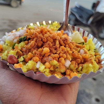 पोहे से लाखों की कमाई